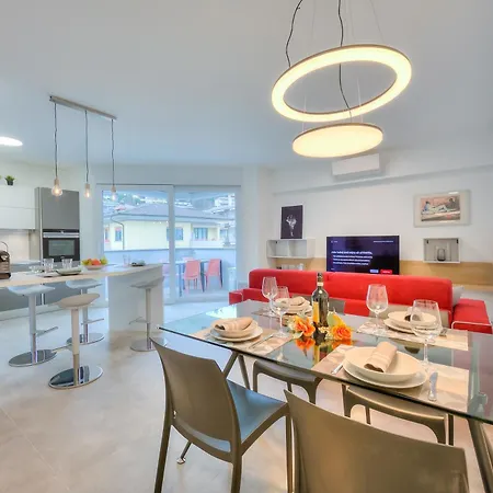 Apartman Quadrifoglio Apartment With Terrace - Happy Rentals *