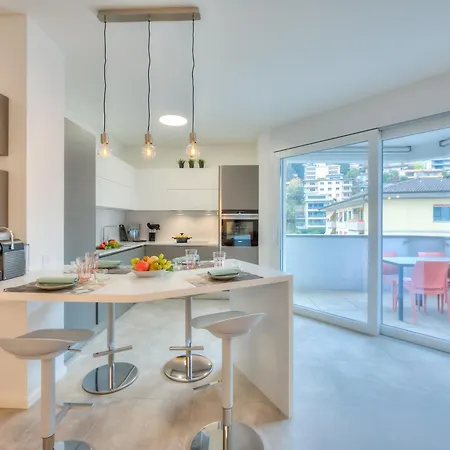 Quadrifoglio Apartment With Terrace - Happy Rentals Λουγκάνο